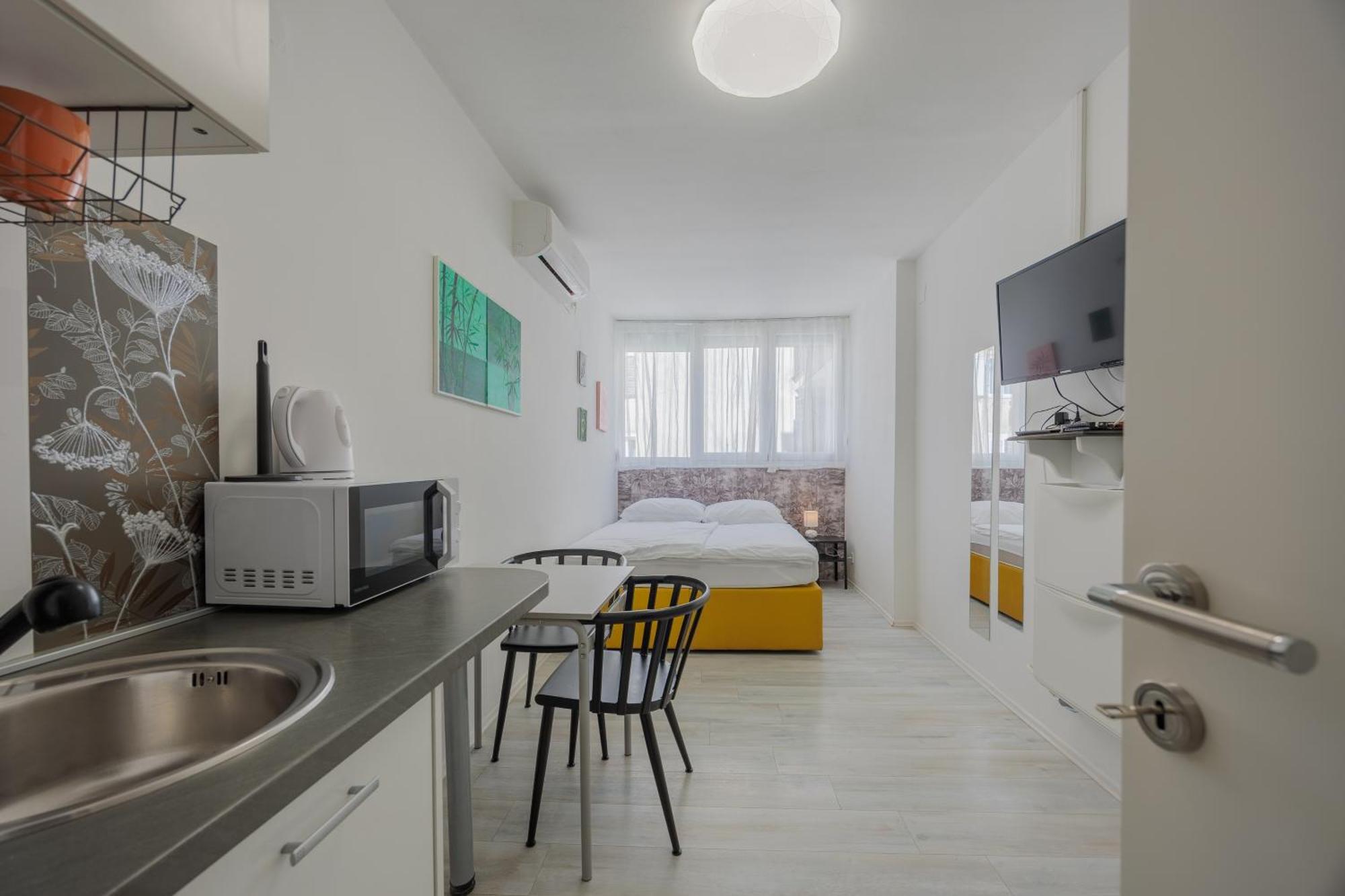 Guest House Arsenal Accommodation زادار المظهر الخارجي الصورة